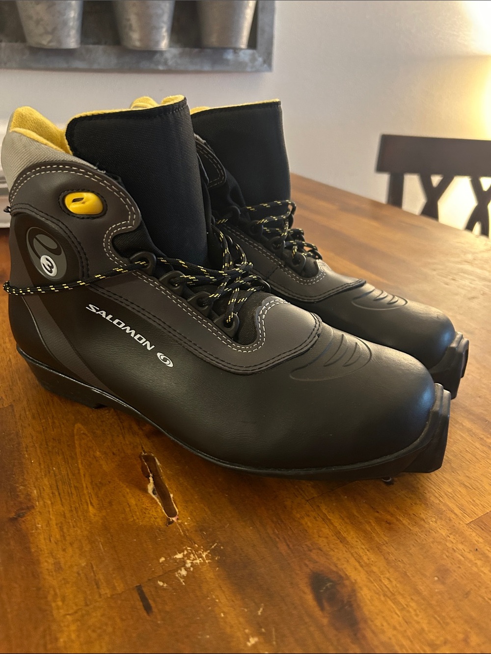 Salomon Men's E3  8.5 Black/Yellow Cross Country Winter Ski Boots